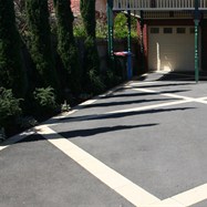  Driveway, period insert pattern, in asphalt and paving